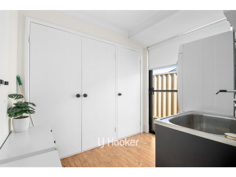 15 Mackay Road, Dalyellup WA 6230