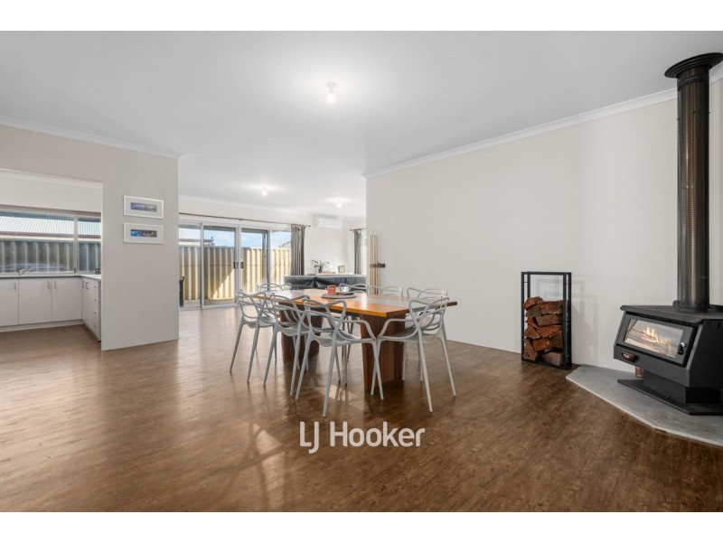 4 Maidmarian Street, Dalyellup WA 6230