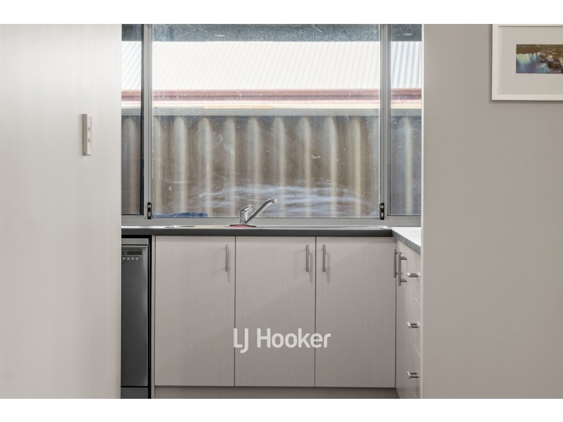 4 Maidmarian Street, Dalyellup WA 6230