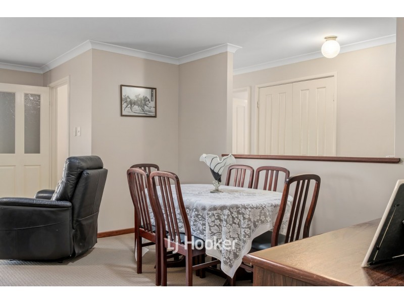 4 Dermer Place, Usher WA 6230