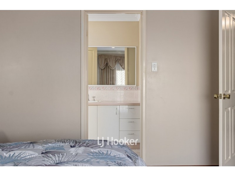4 Dermer Place, Usher WA 6230