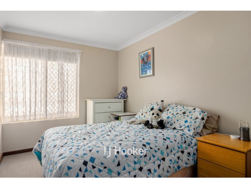 4 Dermer Place, Usher WA 6230
