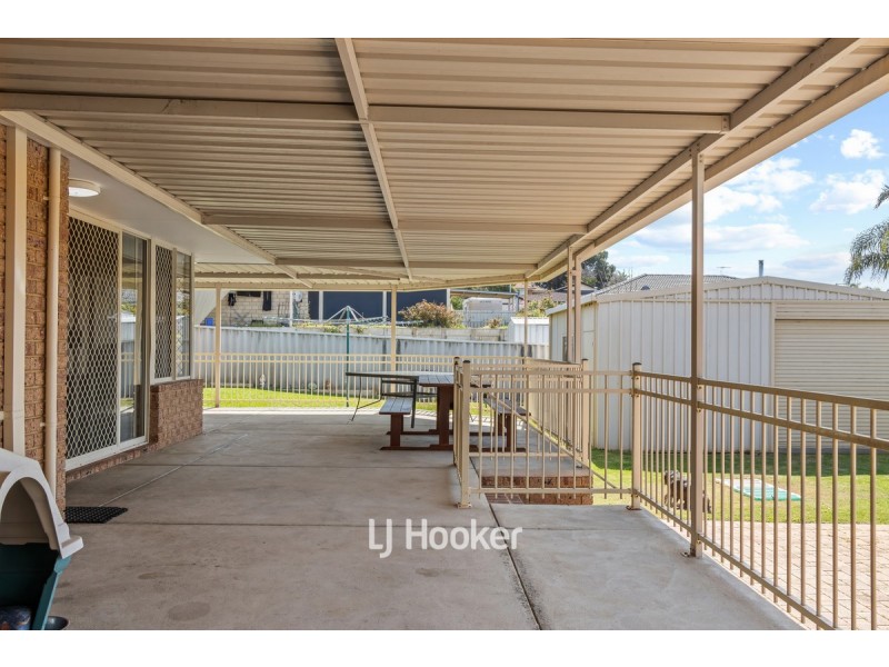 4 Dermer Place, Usher WA 6230