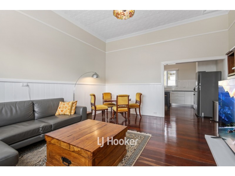 91 Deakin Street, Collie WA 6225