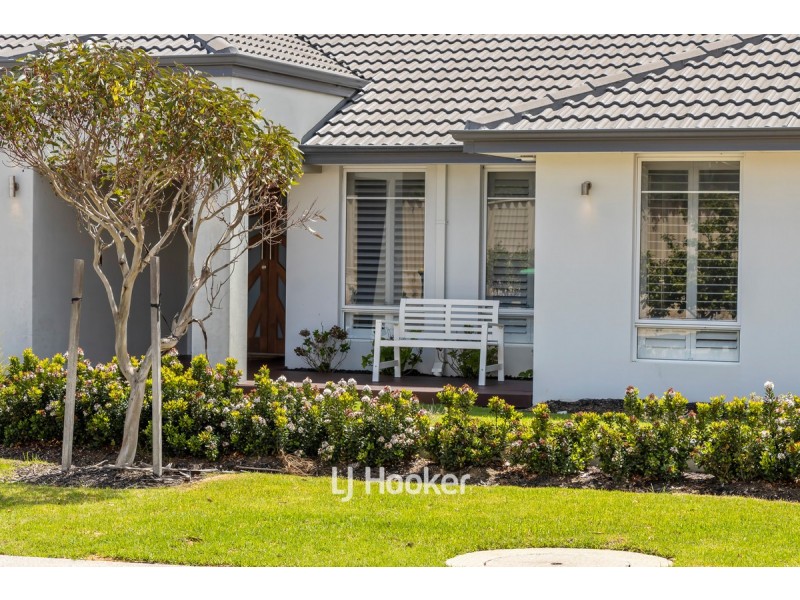 8 Adeline Drive, Millbridge WA 6232