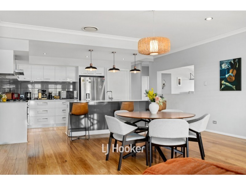 8 Adeline Drive, Millbridge WA 6232