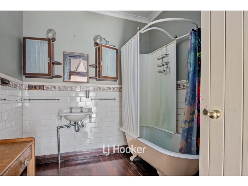12 View Street, Collie WA 6225