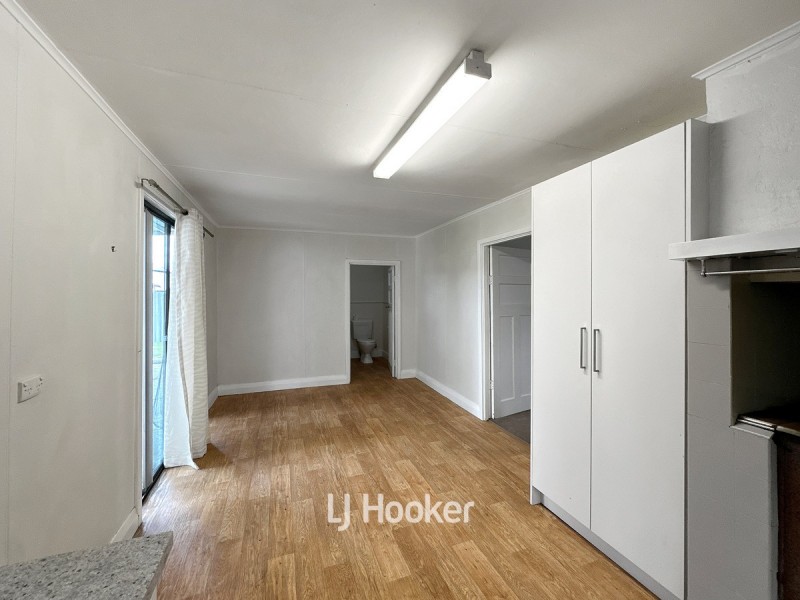 2 Holmes Street, Collie WA 6225