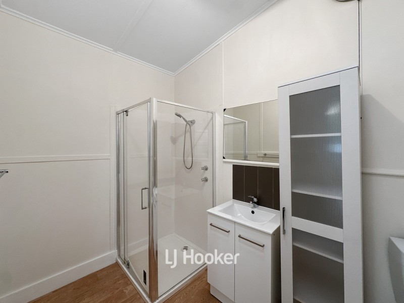 2 Holmes Street, Collie WA 6225