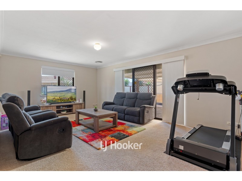 25 Ganfield Street, Carey Park WA 6230