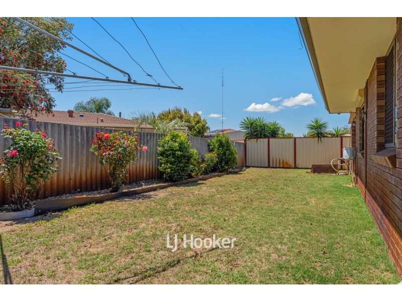 25 Ganfield Street, Carey Park WA 6230