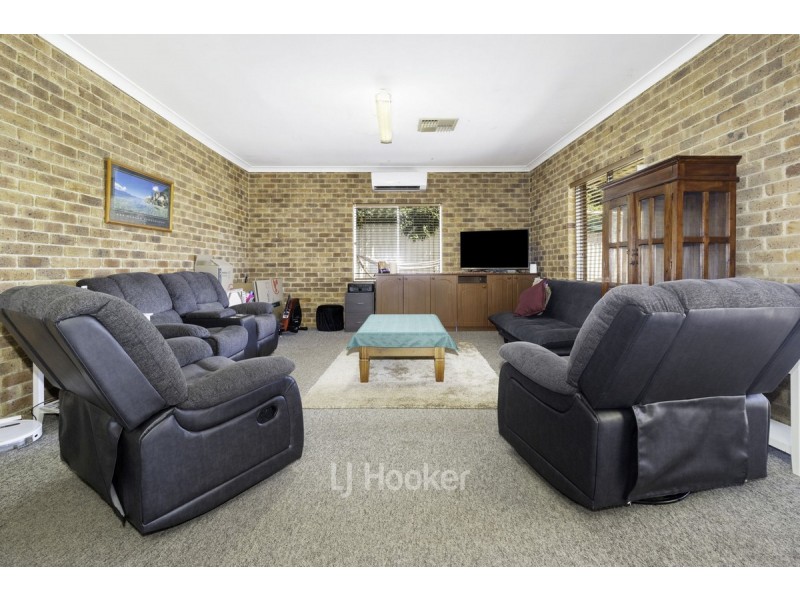 171 Clarke Street East, Carey Park WA 6230