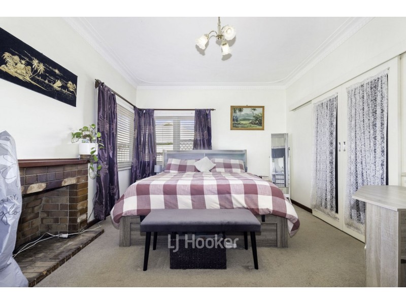 171 Clarke Street East, Carey Park WA 6230