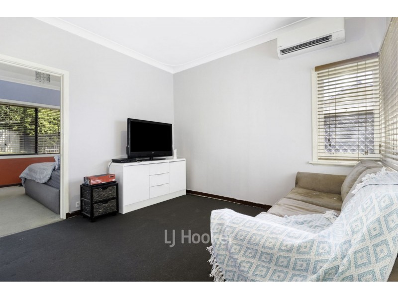 171 Clarke Street East, Carey Park WA 6230