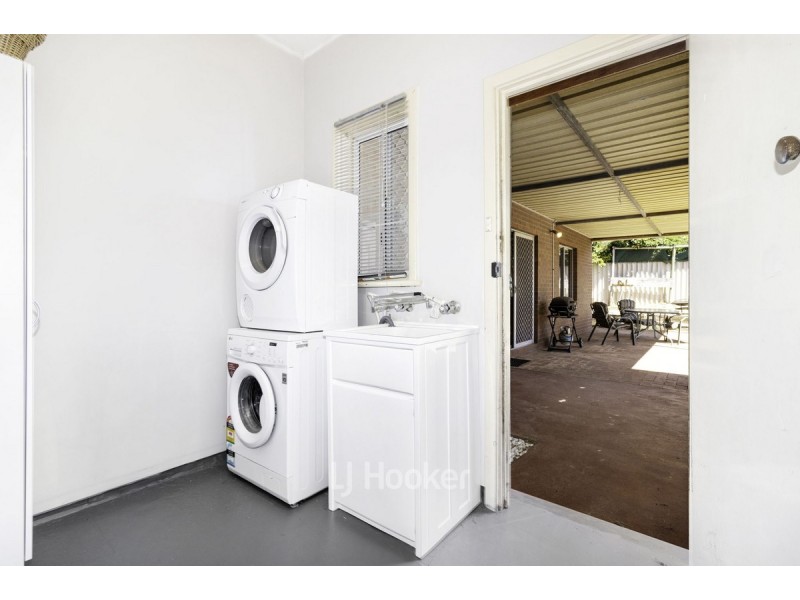 171 Clarke Street East, Carey Park WA 6230