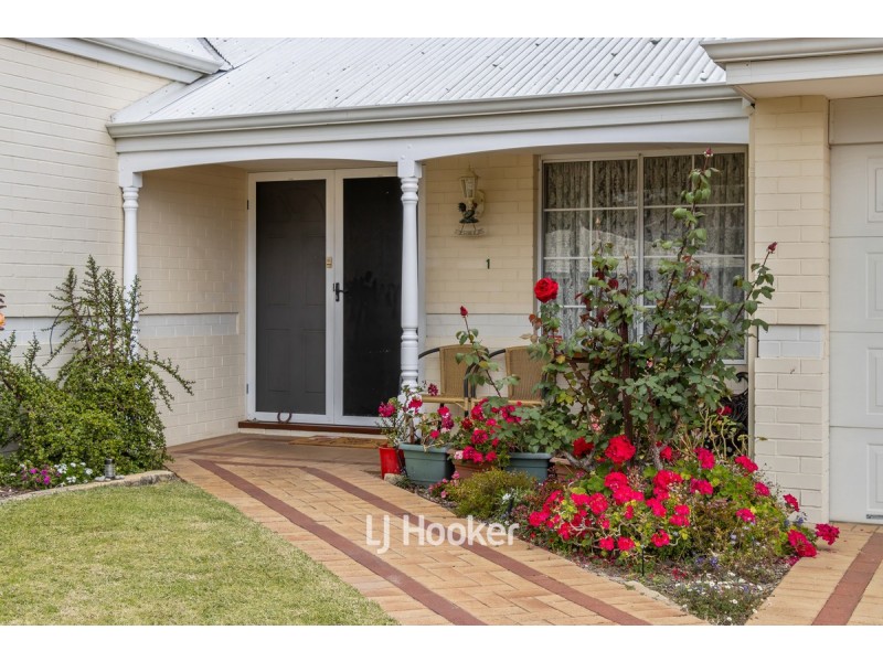 1 Hadfield Avenue, West Busselton WA 6280