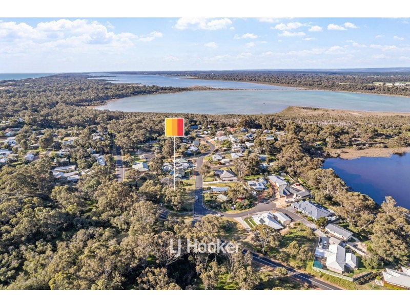 1 Hovea Street, Myalup WA 6220