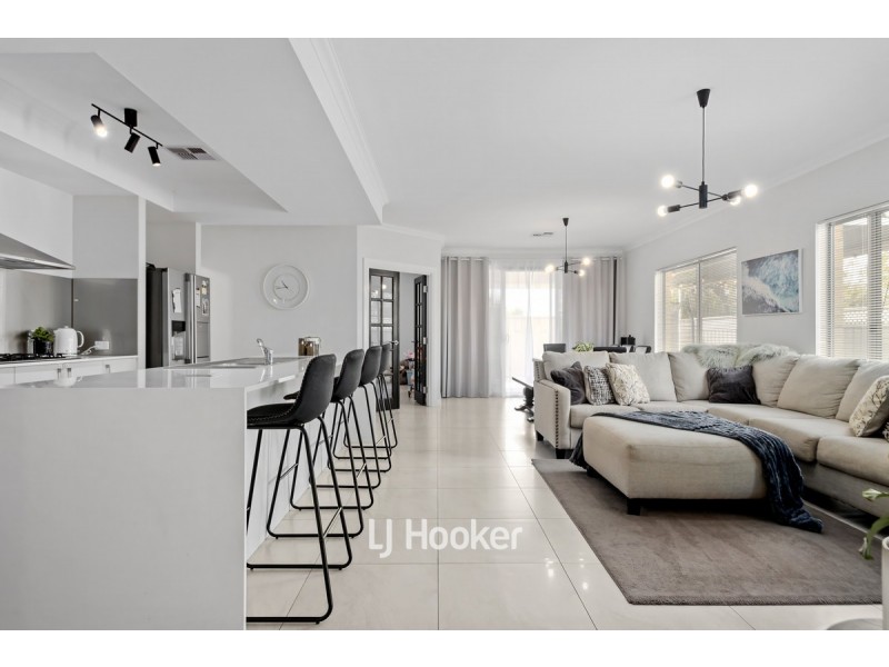 10 Virgo Brace, Australind WA 6233