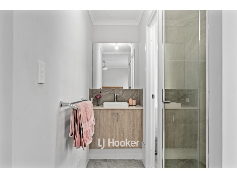 27 Columbine Terrace, Glen Iris WA 6230