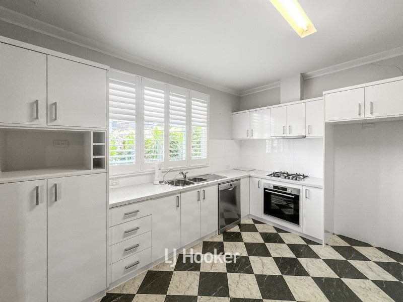 13 Moolyeen Road, Carey Park WA 6230