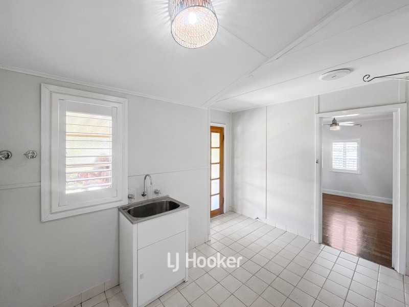 13 Moolyeen Road, Carey Park WA 6230