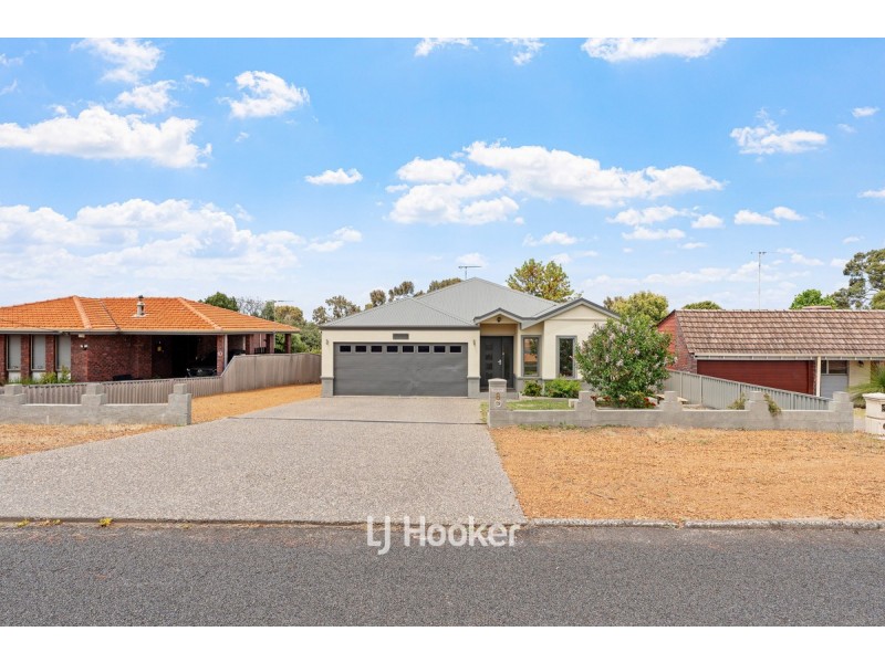 8 Vernon Street, Collie WA 6225
