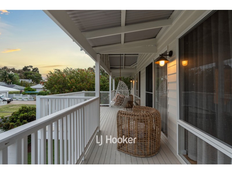 30 Amberley Loop, Dunsborough WA 6281