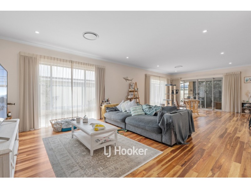 21 Billabong Street, Yalyalup WA 6280