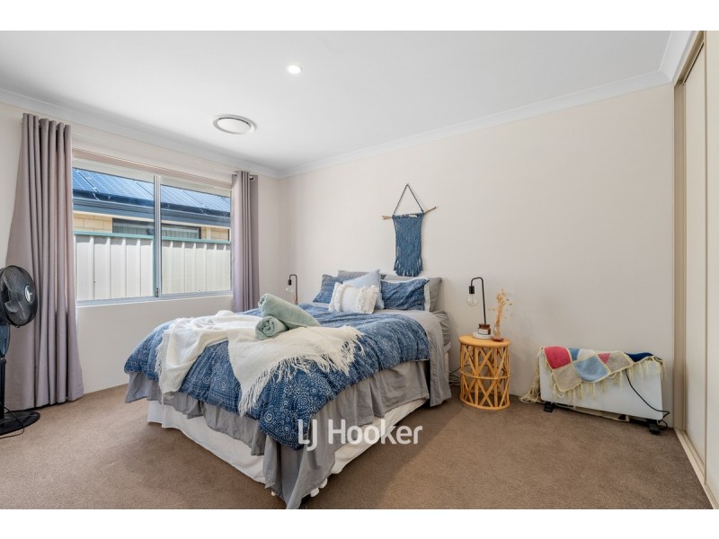 21 Billabong Street, Yalyalup WA 6280