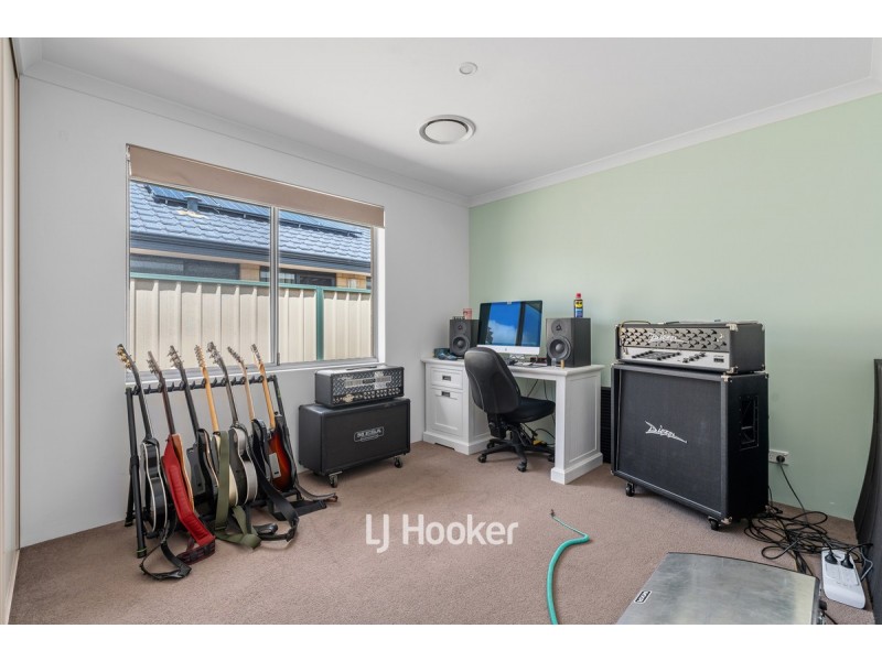 21 Billabong Street, Yalyalup WA 6280
