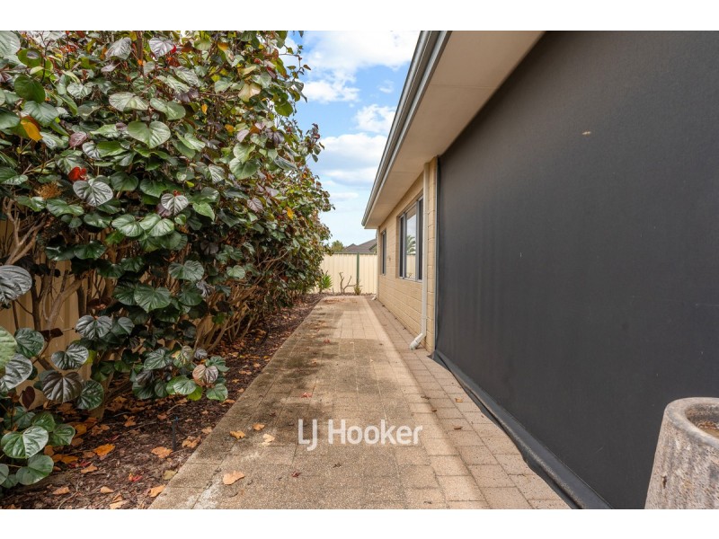 21 Billabong Street, Yalyalup WA 6280