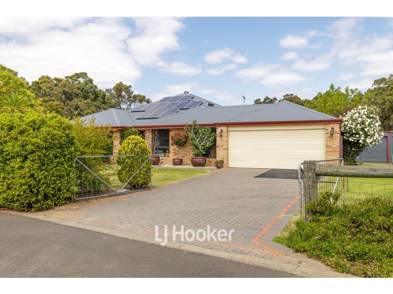 15 Shier Rise, Burekup WA 6227