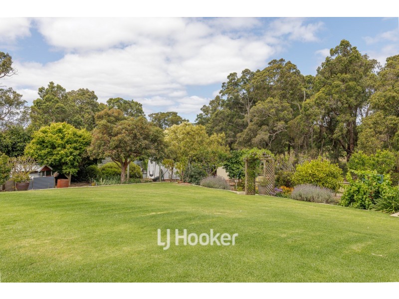 15 Shier Rise, Burekup WA 6227