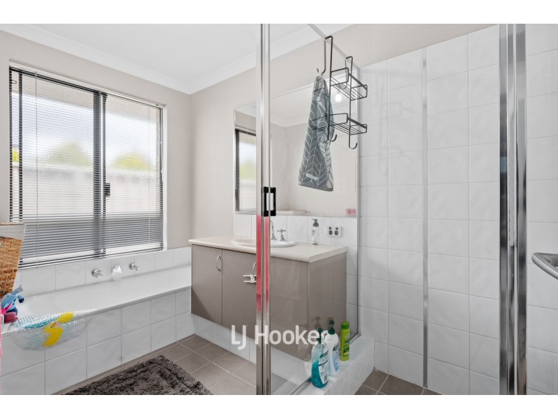 10 Kingfisher Drive, Collie WA 6225