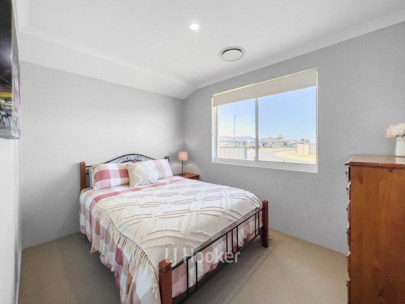 24 Currawong Way, Australind WA 6233
