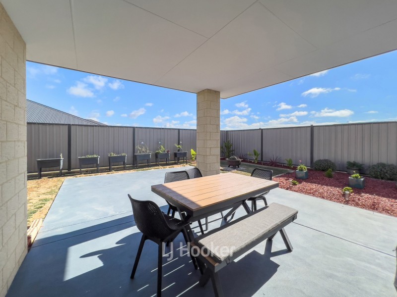 24 Currawong Way, Australind WA 6233