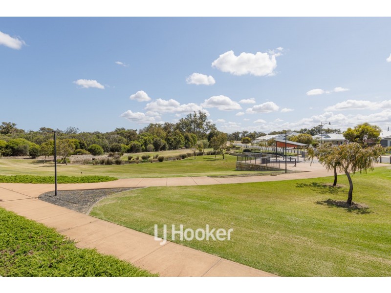 76 Hazelgrove Crecent, Millbridge WA 6232