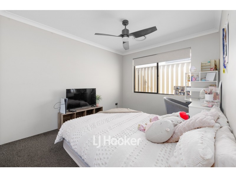 76 Hazelgrove Crecent, Millbridge WA 6232