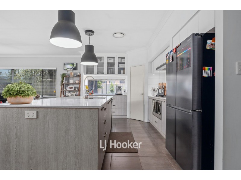 92 The Boulevard, Australind WA 6233