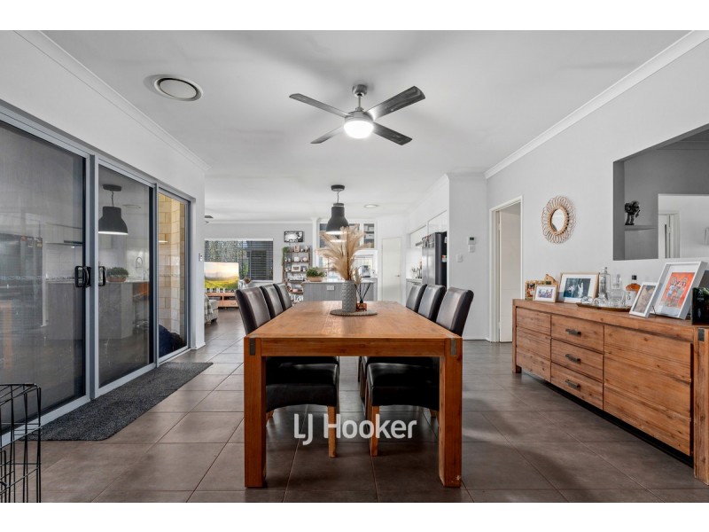 92 The Boulevard, Australind WA 6233