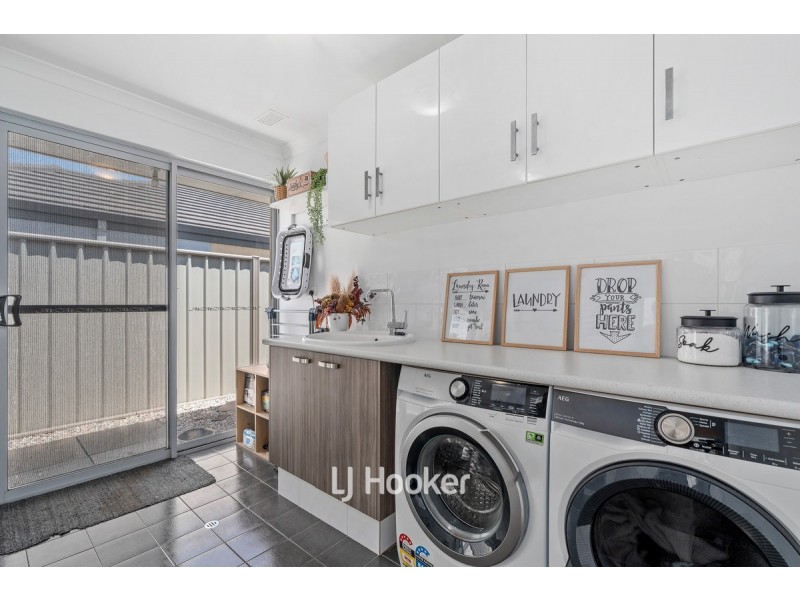 92 The Boulevard, Australind WA 6233