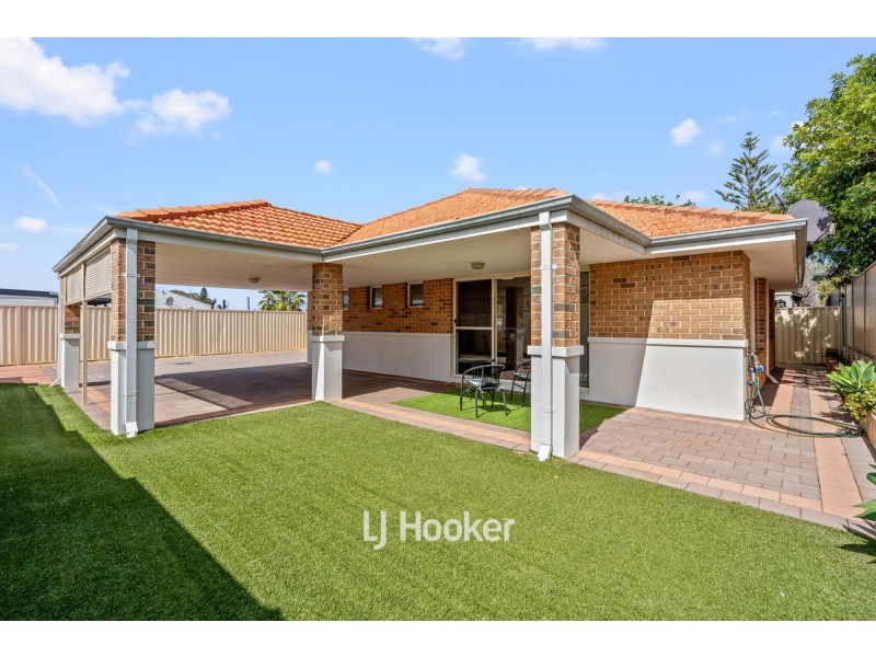 12B Moolyeen Road, Carey Park WA 6230