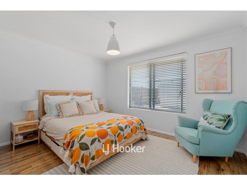 24 Chisholm Road, Dalyellup WA 6230