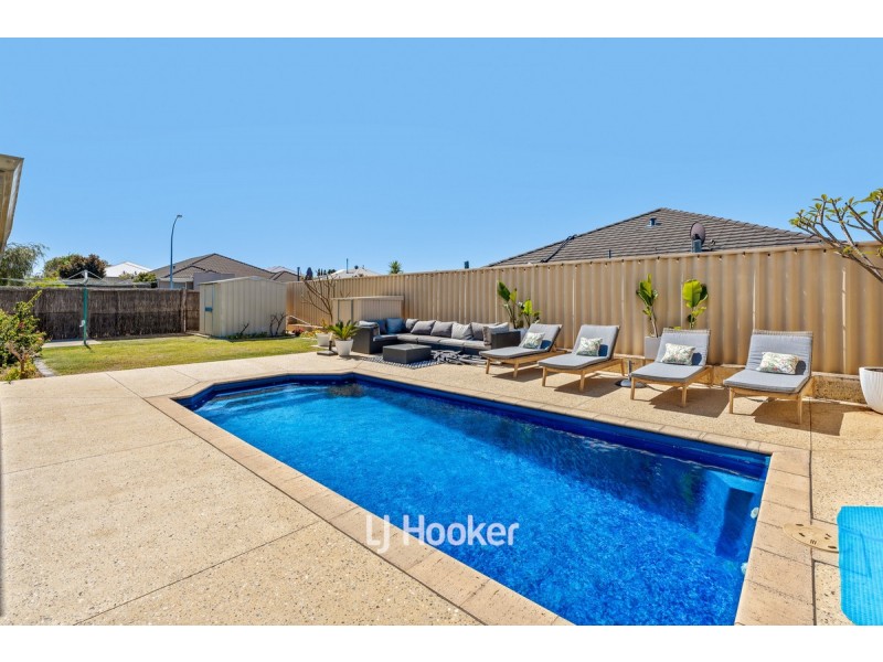 24 Chisholm Road, Dalyellup WA 6230