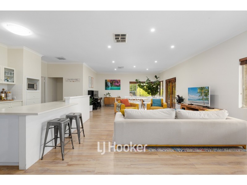 21 Sleaford Drive, Gelorup WA 6230