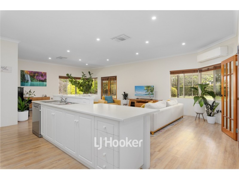 21 Sleaford Drive, Gelorup WA 6230