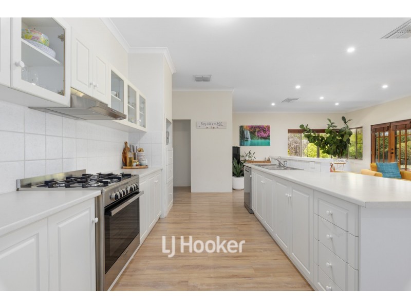 21 Sleaford Drive, Gelorup WA 6230