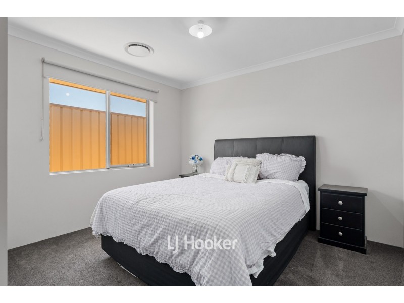 21 Chamaeleon Approach, Australind WA 6233