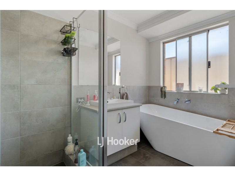 21 Chamaeleon Approach, Australind WA 6233