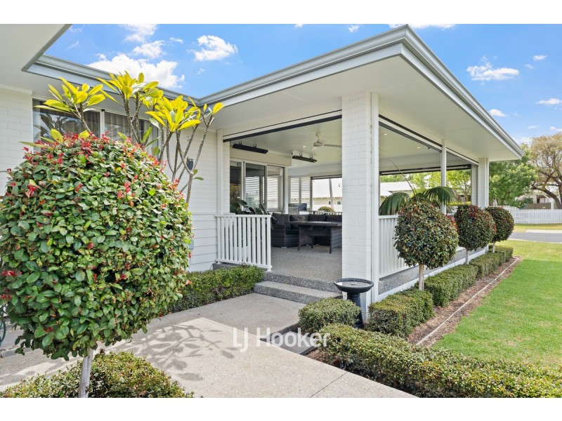 8 Earnshaw Road, West Busselton WA 6280
